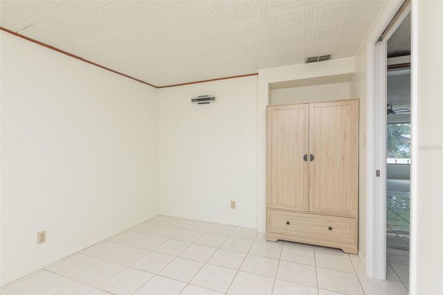 11343 87TH AVENUE, Seminole, FL 33772