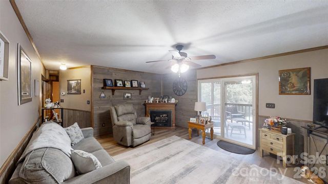 81 Pine Mount Road, Weaverville, NC 28787