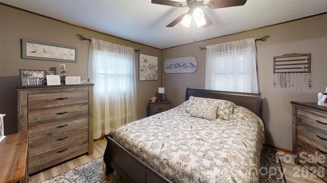 81 Pine Mount Road, Weaverville, NC 28787