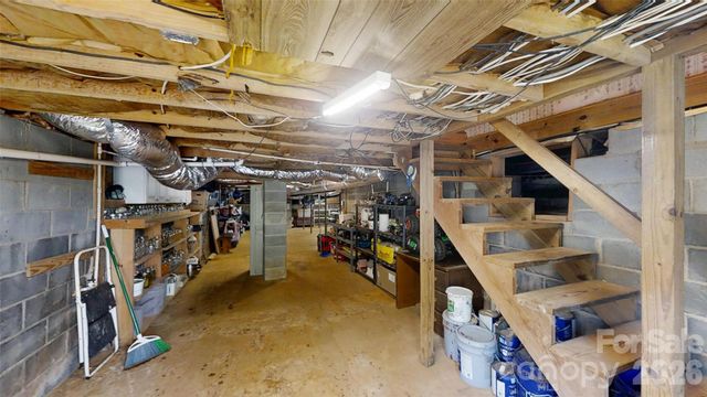 81 Pine Mount Road, Weaverville, NC 28787
