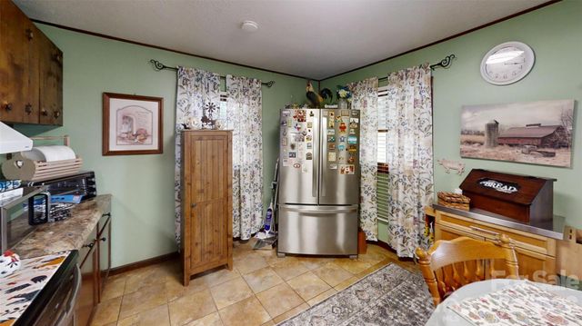 81 Pine Mount Road, Weaverville, NC 28787