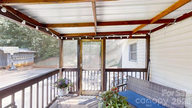 81 Pine Mount Road, Weaverville, NC 28787