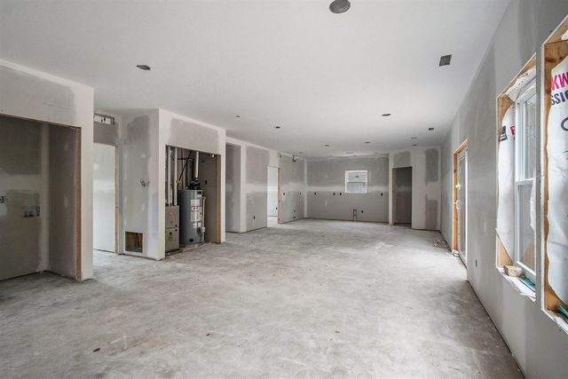 35921 Riverview Drive, Paw Paw, MI 49079