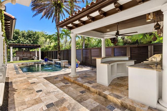 5838 SW 50th St, Miami, FL 33155