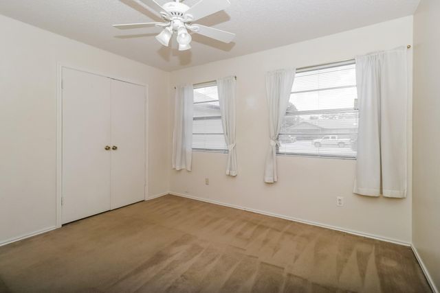 1002 Country Aire DR, Round Rock, TX 78664