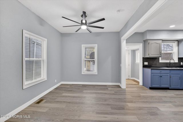 624 Carlton Street, Toledo, OH 43609