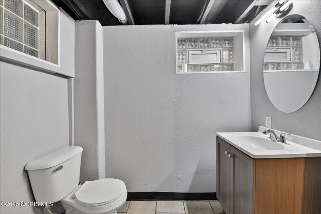 624 Carlton Street, Toledo, OH 43609