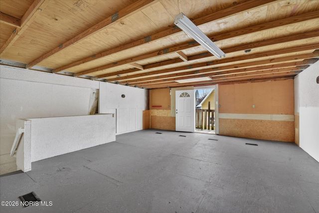 624 Carlton Street, Toledo, OH 43609