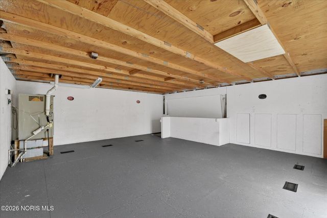 624 Carlton Street, Toledo, OH 43609