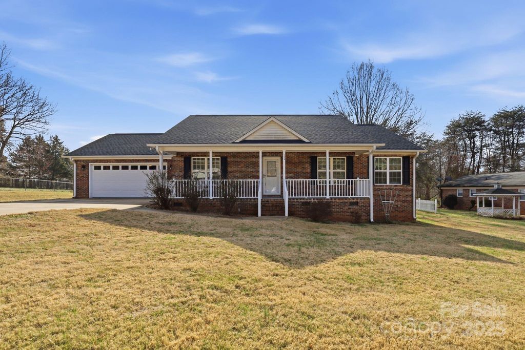 158 Polly Drive, Statesville, NC 28625