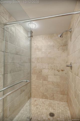 525 W LAFAYETTE Boulevard 18D, Detroit, MI 48226