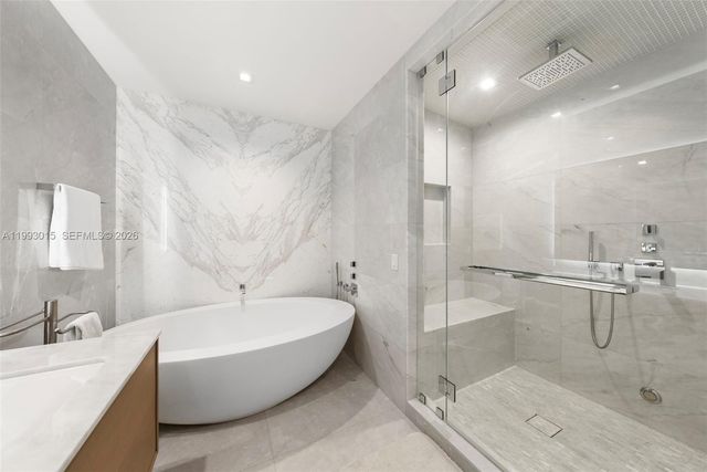 18501 Collins Ave 2504, Sunny Isles Beach, FL 33160