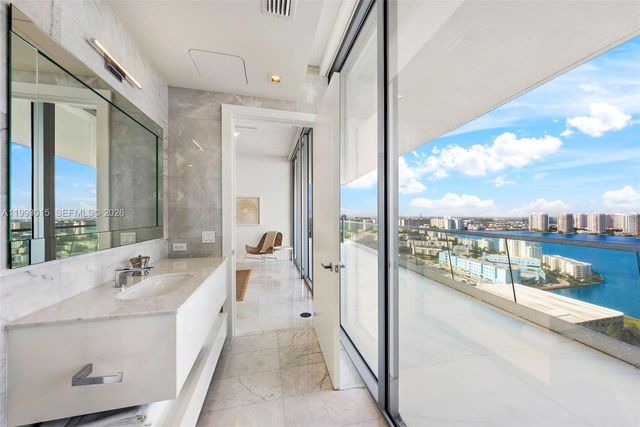 18501 Collins Ave 2504, Sunny Isles Beach, FL 33160