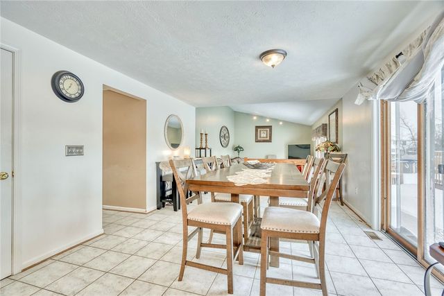 629 Guinevere Drive, Greece, NY 14626