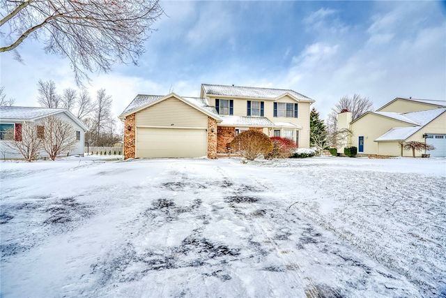 629 Guinevere Drive, Greece, NY 14626