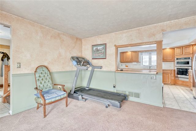 629 Guinevere Drive, Greece, NY 14626