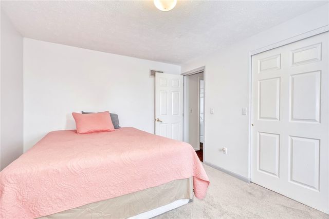 629 Guinevere Drive, Greece, NY 14626