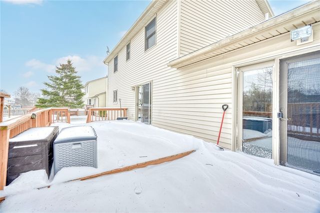 629 Guinevere Drive, Greece, NY 14626