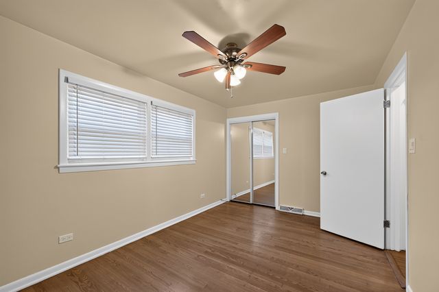 1807 N KEELER Avenue, Chicago, IL 60639