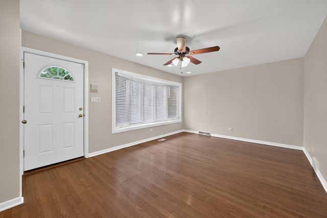 1807 N KEELER Avenue, Chicago, IL 60639