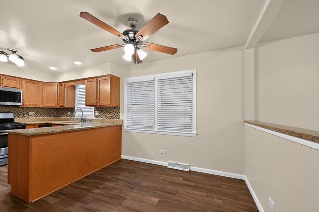 1807 N KEELER Avenue, Chicago, IL 60639