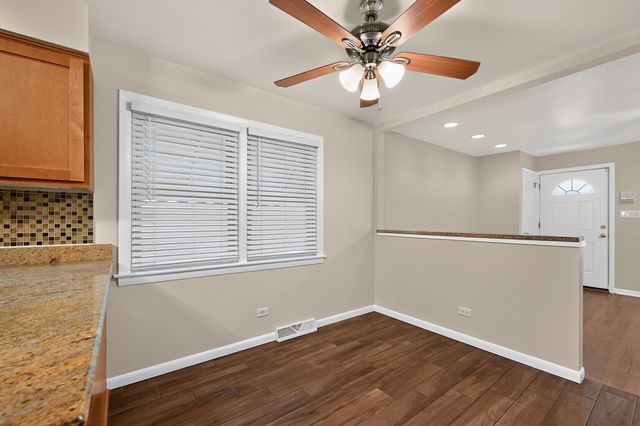 1807 N KEELER Avenue, Chicago, IL 60639