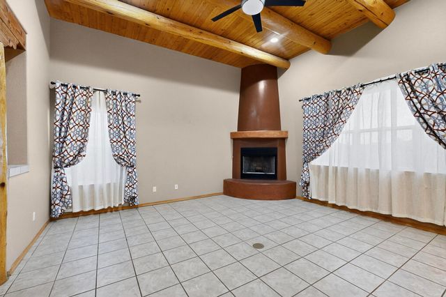 30 DARDENNE Court, Edgewood, NM 87015