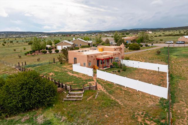 30 DARDENNE Court, Edgewood, NM 87015