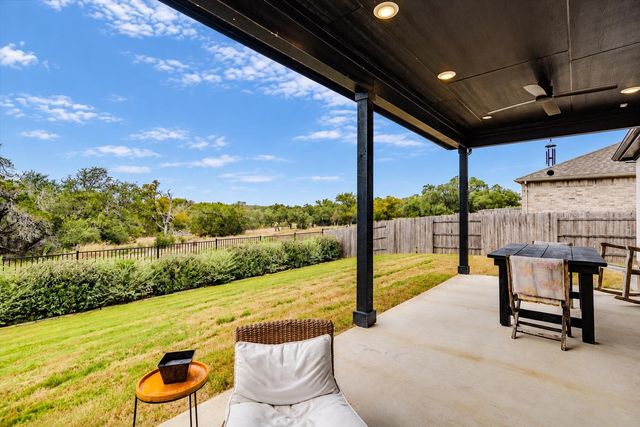 349 Barn Hill LOOP, Dripping Springs, TX 78620