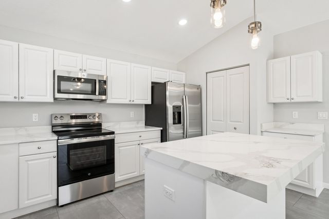 5232 SE 55th Terrace, Stuart, FL 34997