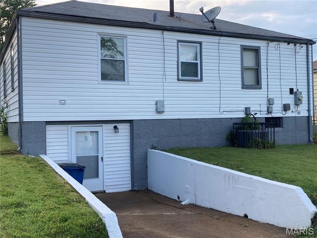 5600 Lucas And Hunt Road, Country Club Hills, MO 63136