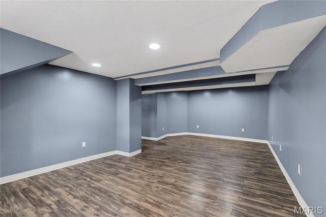 5435 Christy Avenue, St Louis, MO 63116