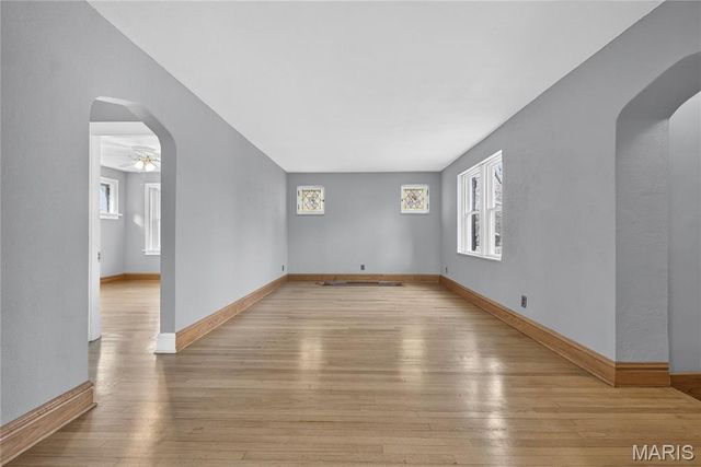 5435 Christy Avenue, St Louis, MO 63116