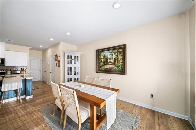 5137 Sidney Square Drive, Flowery Branch, GA 30542