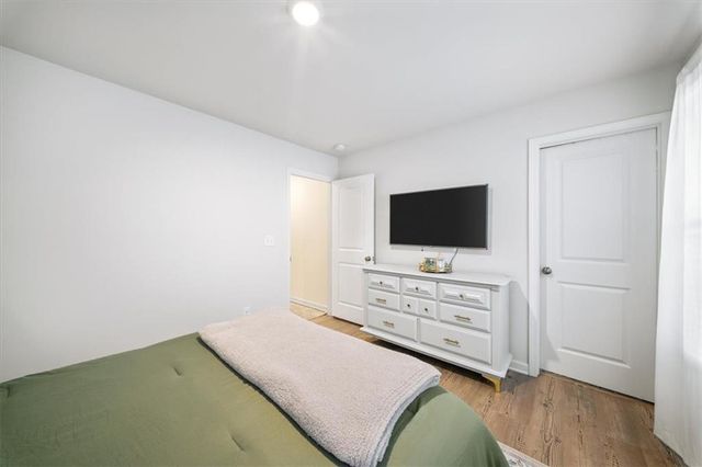 5137 Sidney Square Drive, Flowery Branch, GA 30542