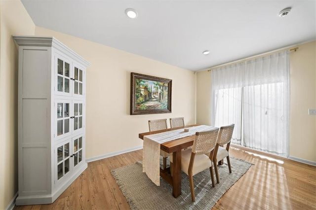 5137 Sidney Square Drive, Flowery Branch, GA 30542