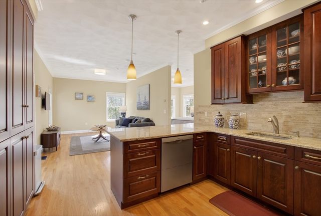 2 Bartlett Road, Westford, MA 01886