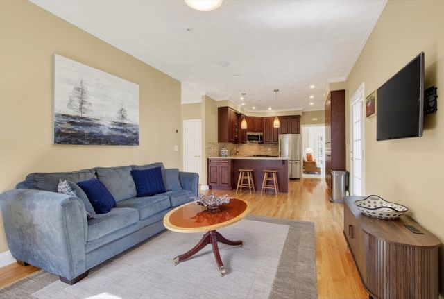 2 Bartlett Road, Westford, MA 01886