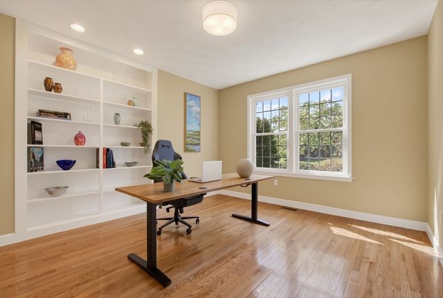 2 Bartlett Road, Westford, MA 01886