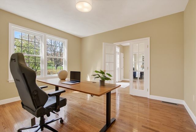 2 Bartlett Road, Westford, MA 01886