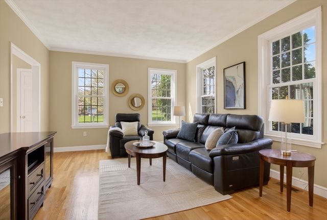 2 Bartlett Road, Westford, MA 01886