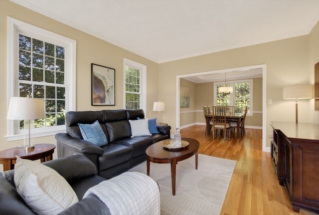 2 Bartlett Road, Westford, MA 01886