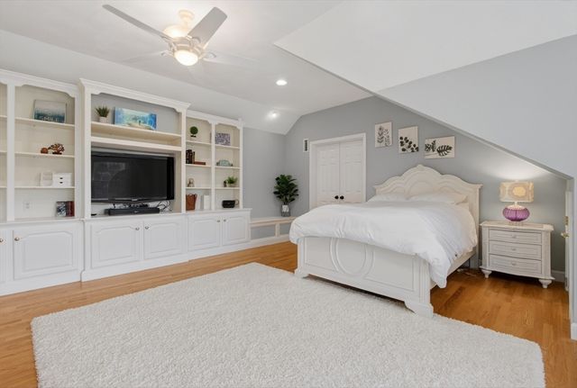 2 Bartlett Road, Westford, MA 01886