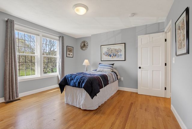 2 Bartlett Road, Westford, MA 01886