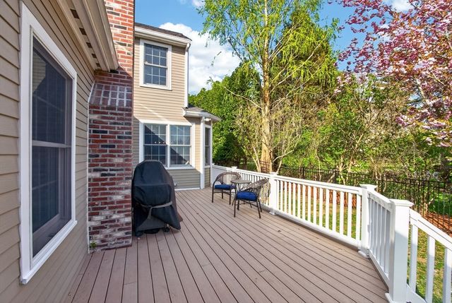 2 Bartlett Road, Westford, MA 01886