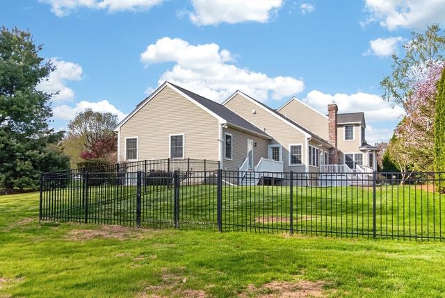 2 Bartlett Road, Westford, MA 01886