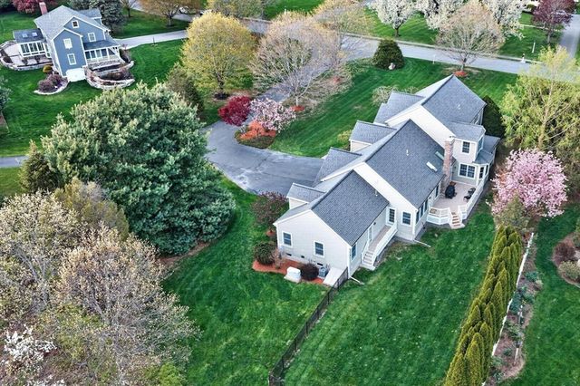 2 Bartlett Road, Westford, MA 01886