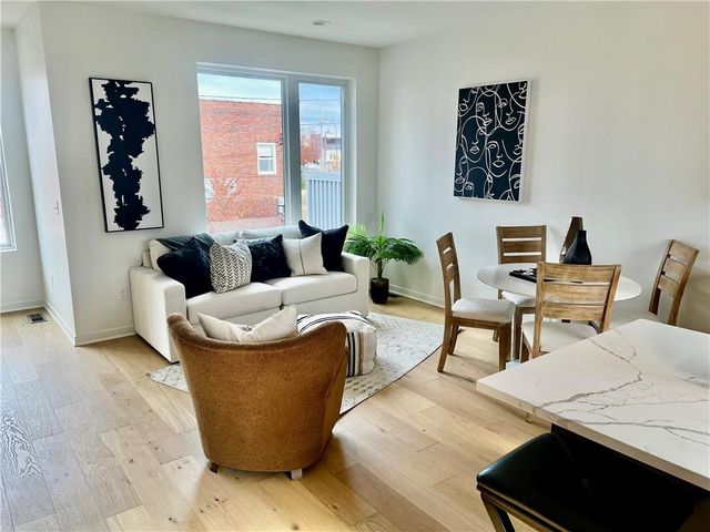 1031 Pacific Street, Kansas City, MO 64106