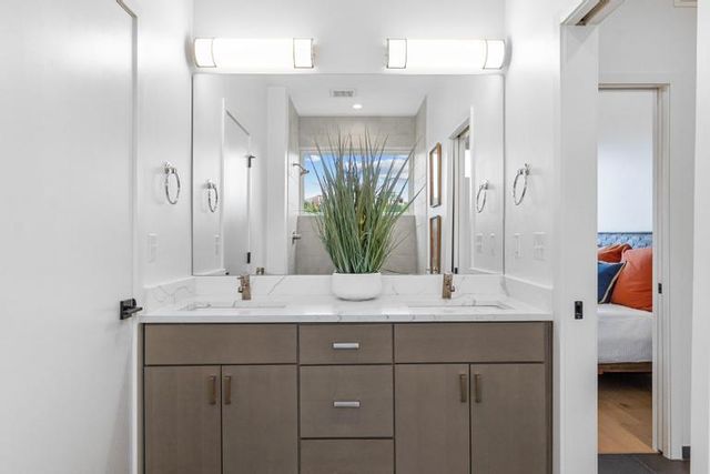 1031 Pacific Street, Kansas City, MO 64106