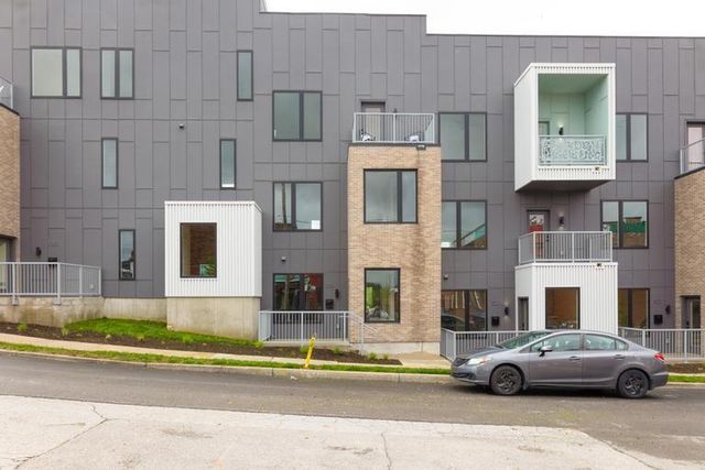 1031 Pacific Street, Kansas City, MO 64106